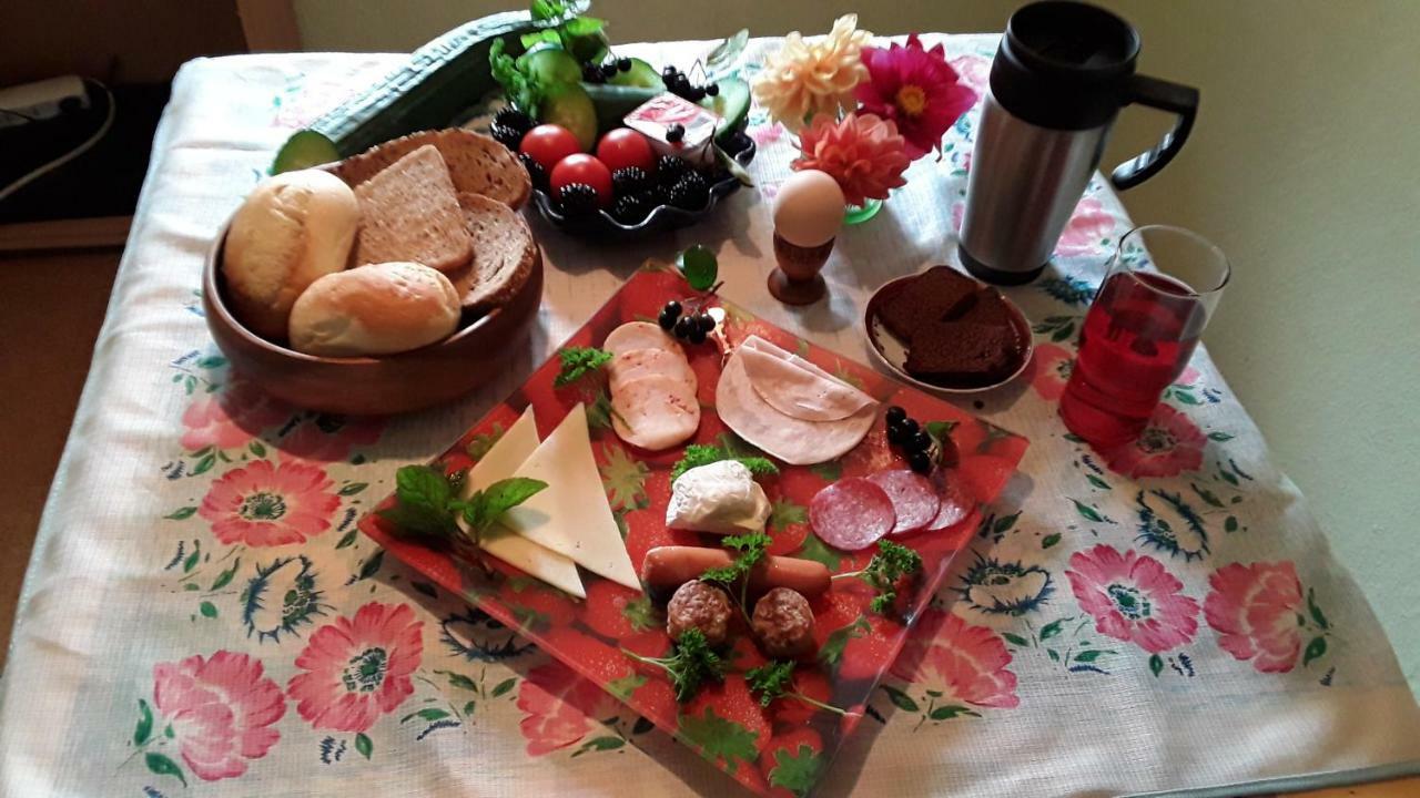 Gaestezimmer Sommer Locktow Exteriér fotografie